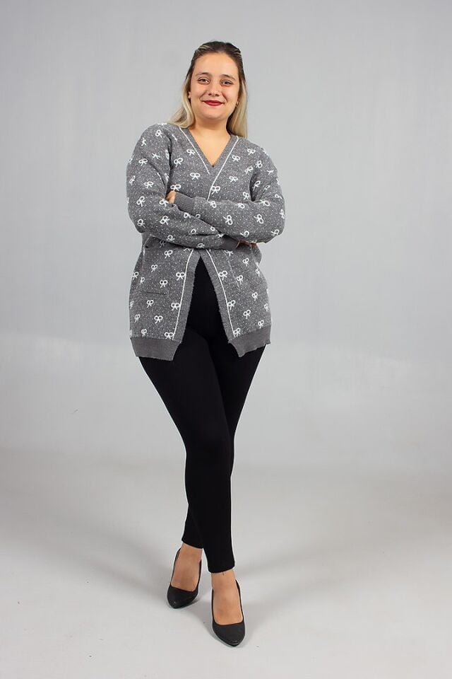 Gri ve Yumuşacık! ''Sakallı'' Triko Hırka