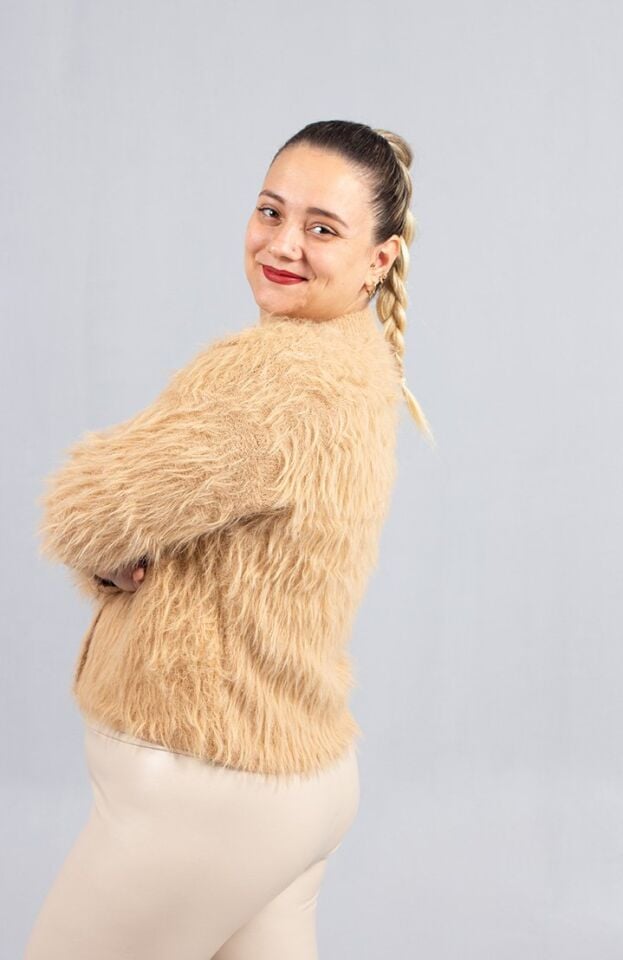 Camel Sakallı Triko Hırka – Yumuşak Dokulu Kadın Hırka