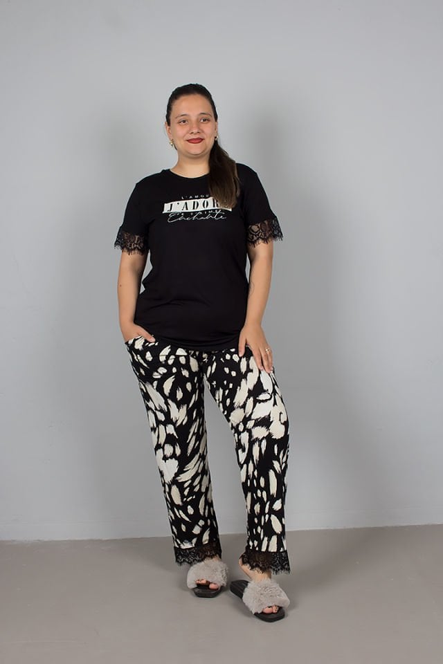 Büyük Beden Kol Ve Paça Dantel Detaylı Pijama Takım