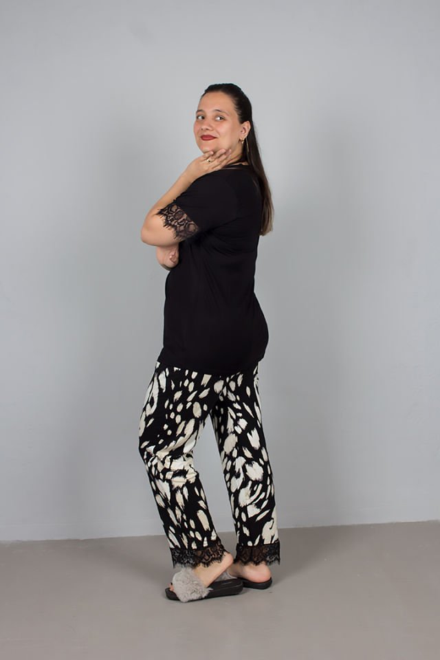 Büyük Beden Kol Ve Paça Dantel Detaylı Pijama Takım