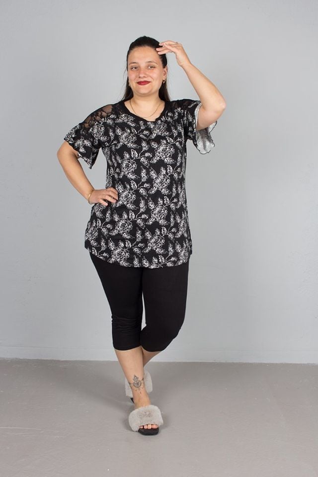Büyük Beden Omuz Dantel Detaylı Kapri Pijama Takımı