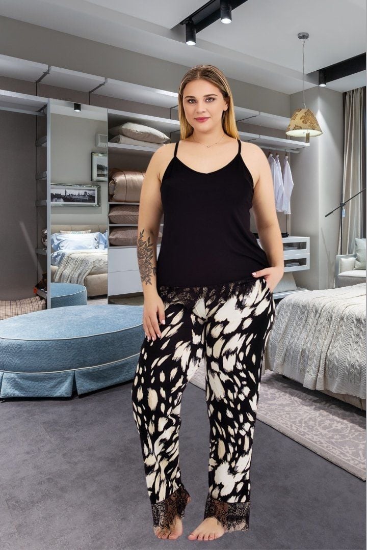Büyük Beden  Askılı Alt puantiyeli Dantel Detaylı Pijama Takım