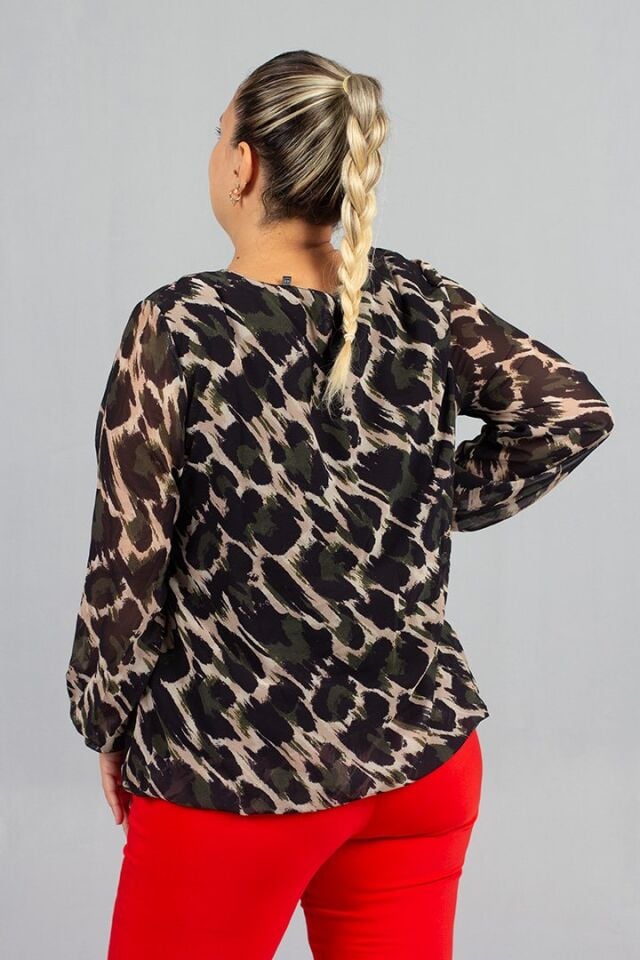 Büyük Beden Astarlı Şifon Bluz Zarif ve Rahat Günlük Şıklık