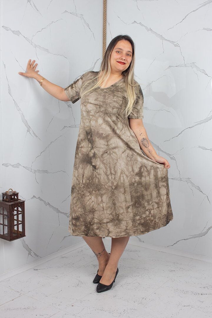 Haki Batik Desenli Kristal Viskon Penye Elbise
