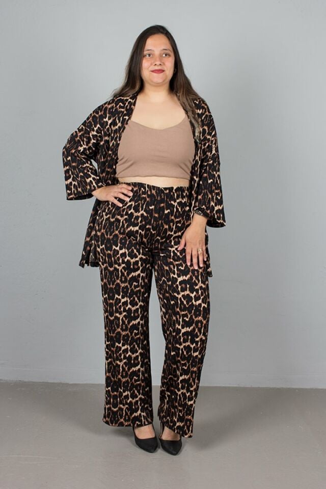Büyük Beden Crep Leopar Ceket Pantolon Kimona Takım