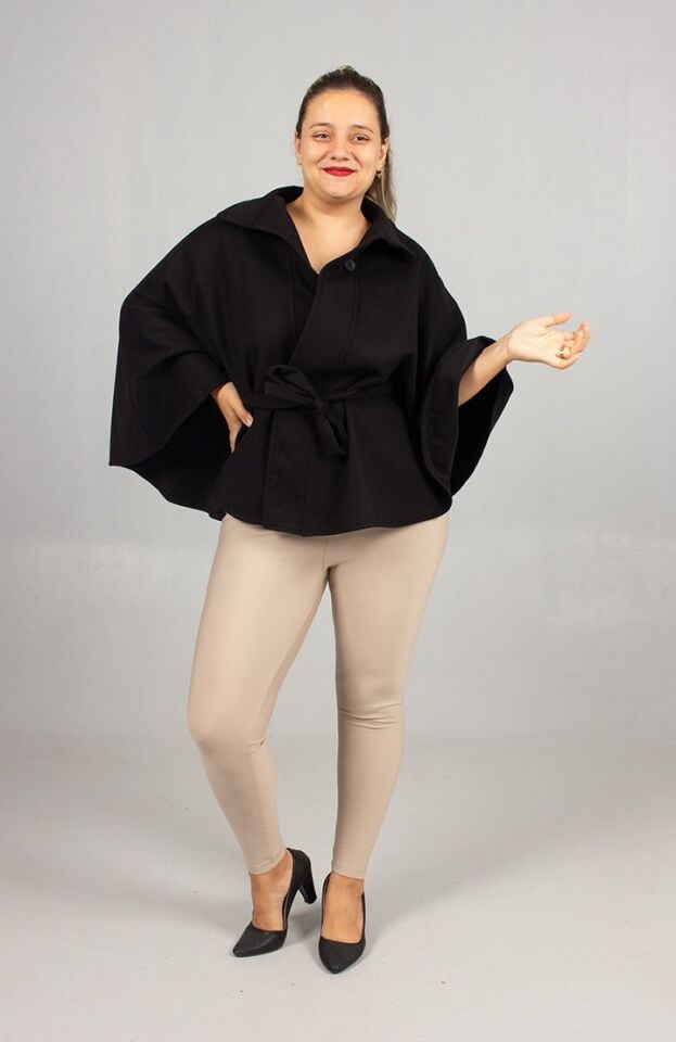 Büyük Beden Kaşe Kemerli Panço Siyah