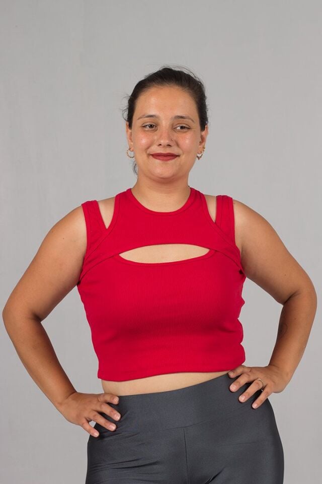 Büyük Beden Fitilli Kırmızı Crop Top: Tarz ve Rahatlık Bir Arada