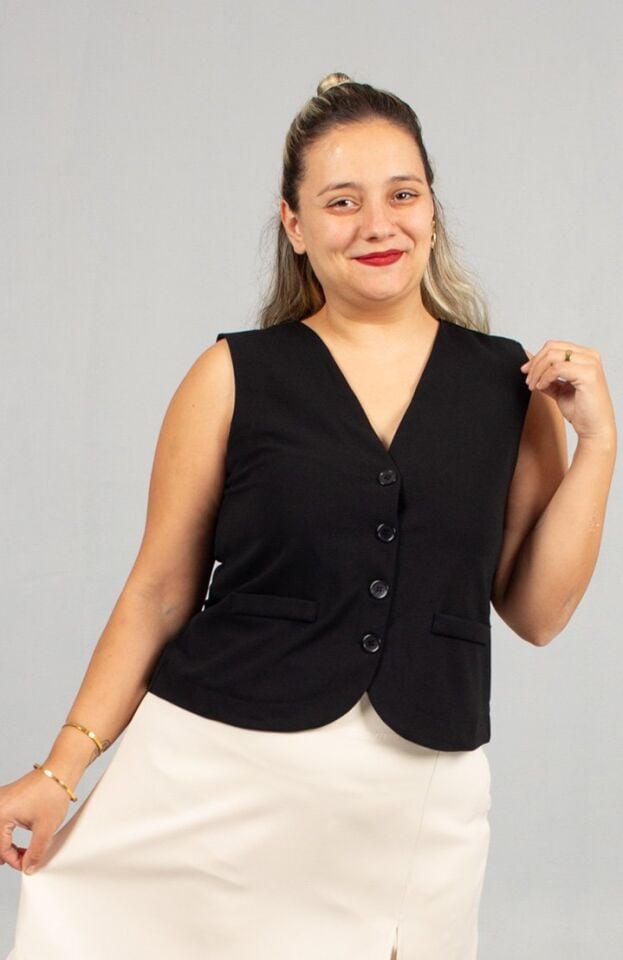 Büyük Beden Siyah Likralı Krep Kolsuz Yelek