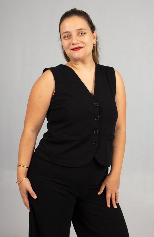 Büyük Beden Siyah Likralı Krep Kolsuz Yelek