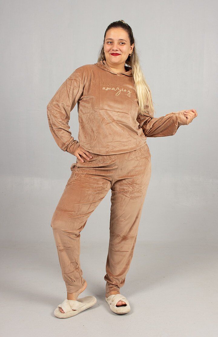 Büyük Beden Premium Kadife Kapüşonlu Camel Takım Lüks, Konforlu ve Şık Eşofman Takımı