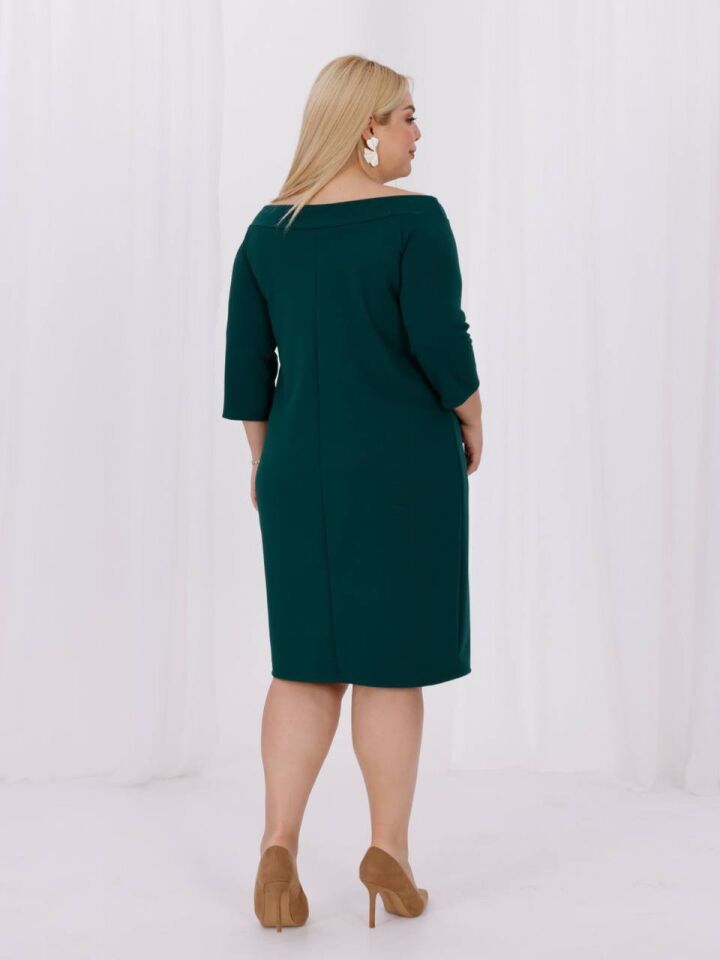 Carmen Yaka Krep Kumaş Elbise Lacivert Beden Beden Arası Şık ve Zarif Stil