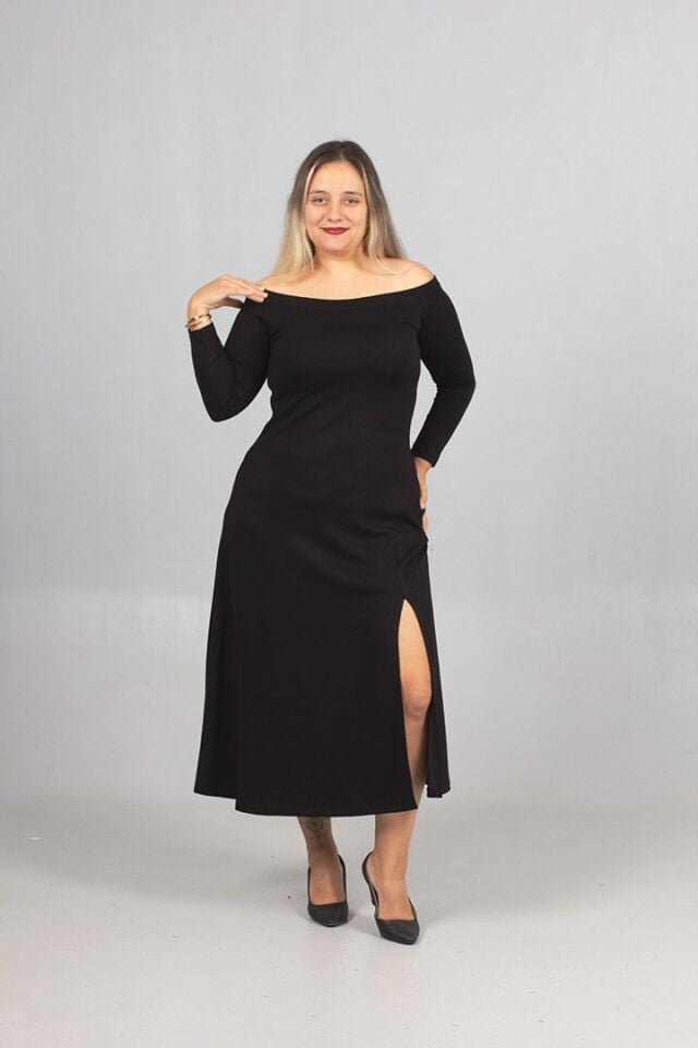 Esnek Modal Kumaşlı Siyah Büyük Beden Madonna Yaka Elbise