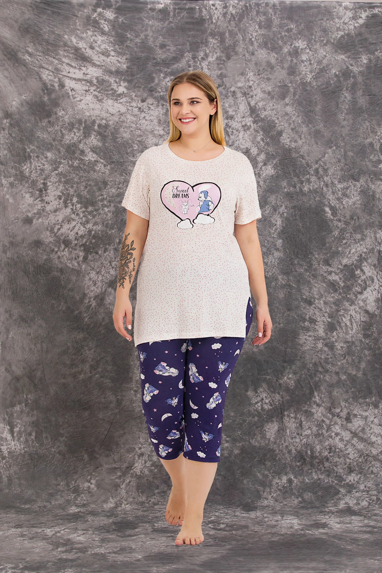 Kadın Büyük Beden Kısa Kollu Pamuklu Kapri Pijama Takımı